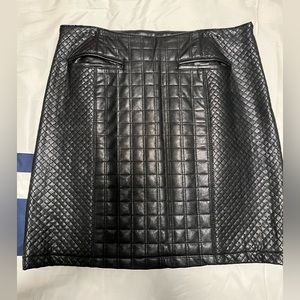 ANN TAYLOR FAUX LEATHER SKIRT